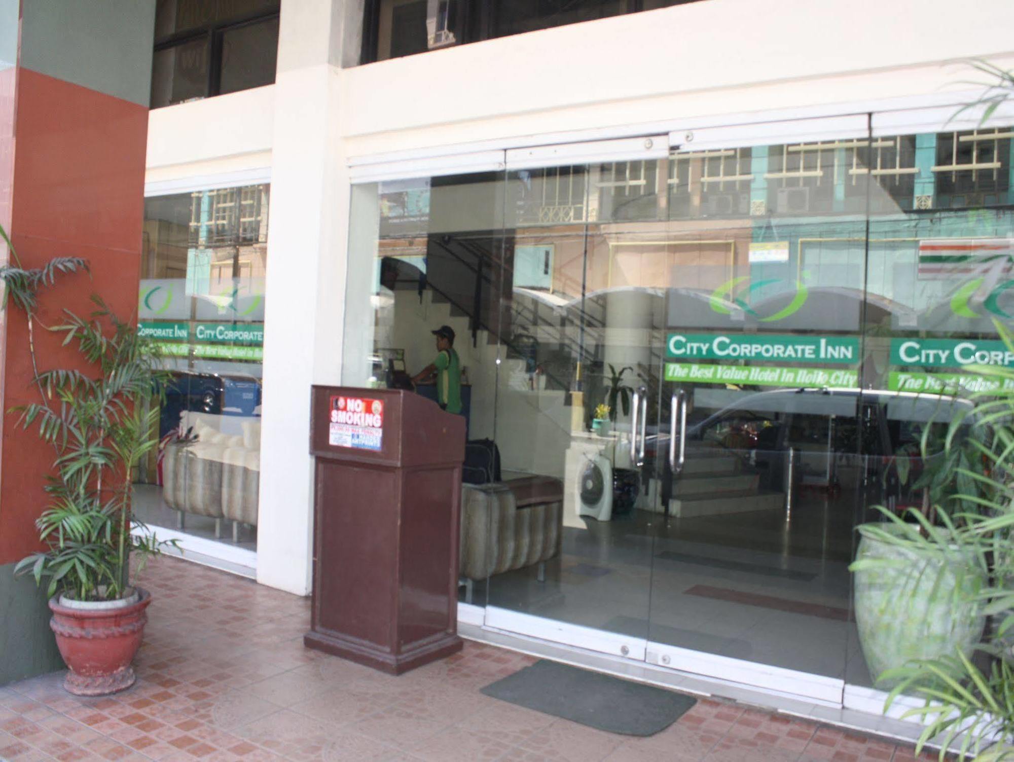 City Corporate Inn Iloilo Extérieur photo